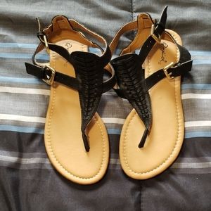 Qupid T-Strap Flat Sandals
